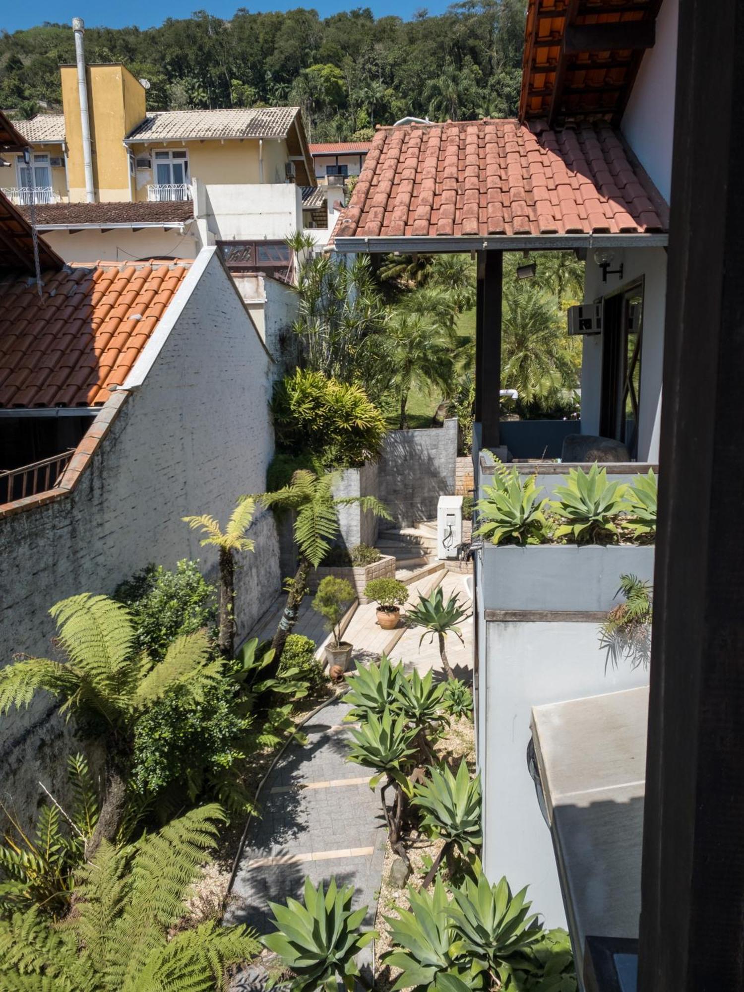 Dririos House